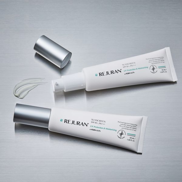 Солнцезащитный крем Rejuran Sunscreen SPF 50+/PA+++ 50 мл